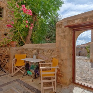 telesilla-house-monemvassia-3